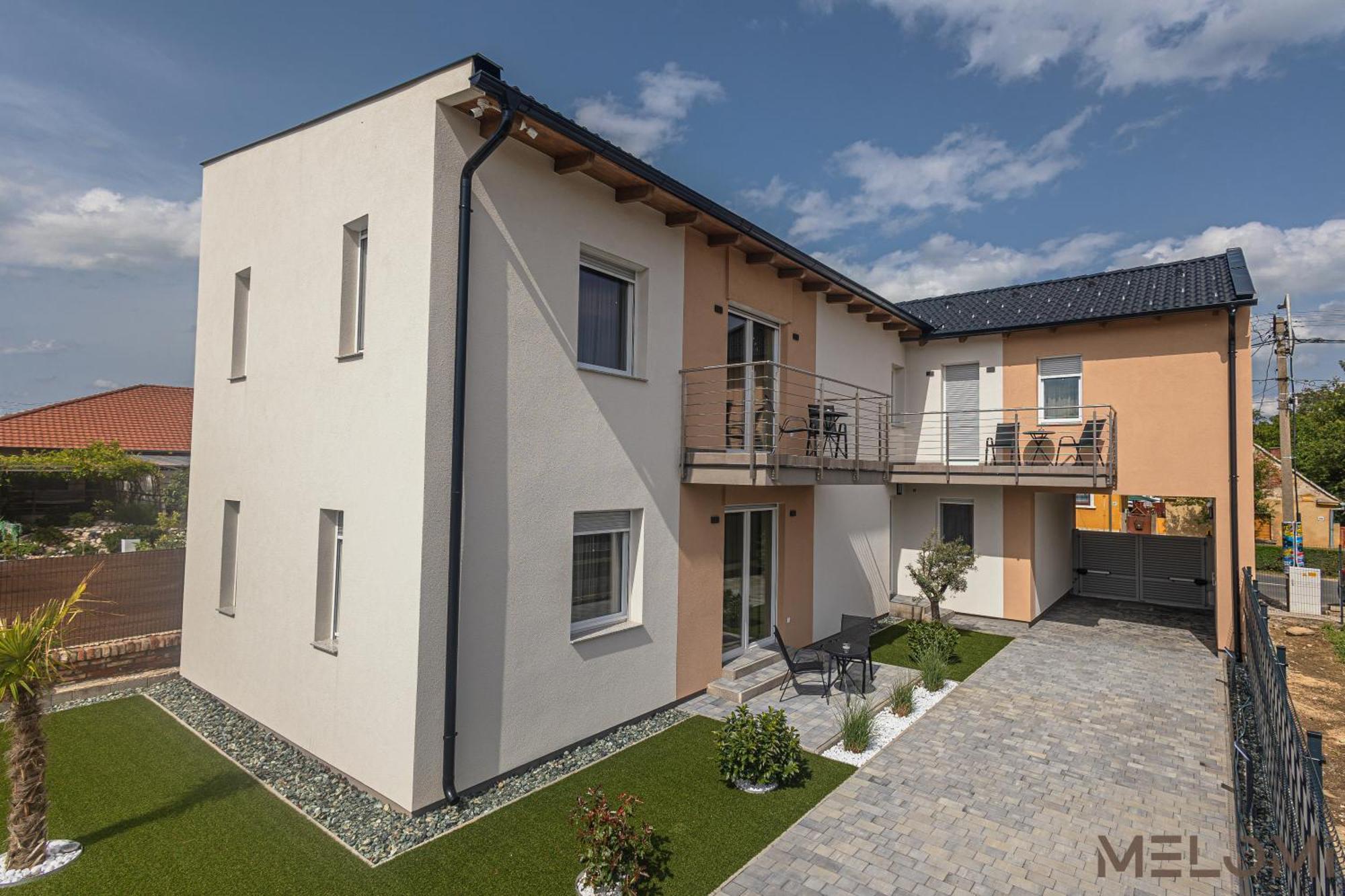 Melomi 1 Apartman Sárvár Buitenkant foto